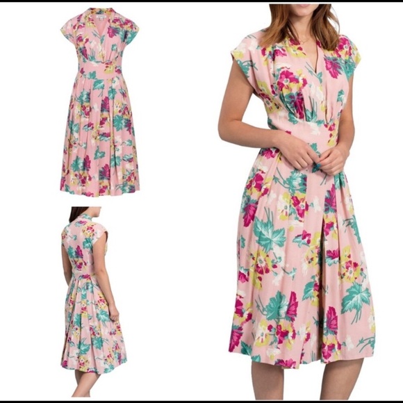 Emily & Fin Dresses & Skirts - NWOT Emily & Fin Pink Floral Dress - S